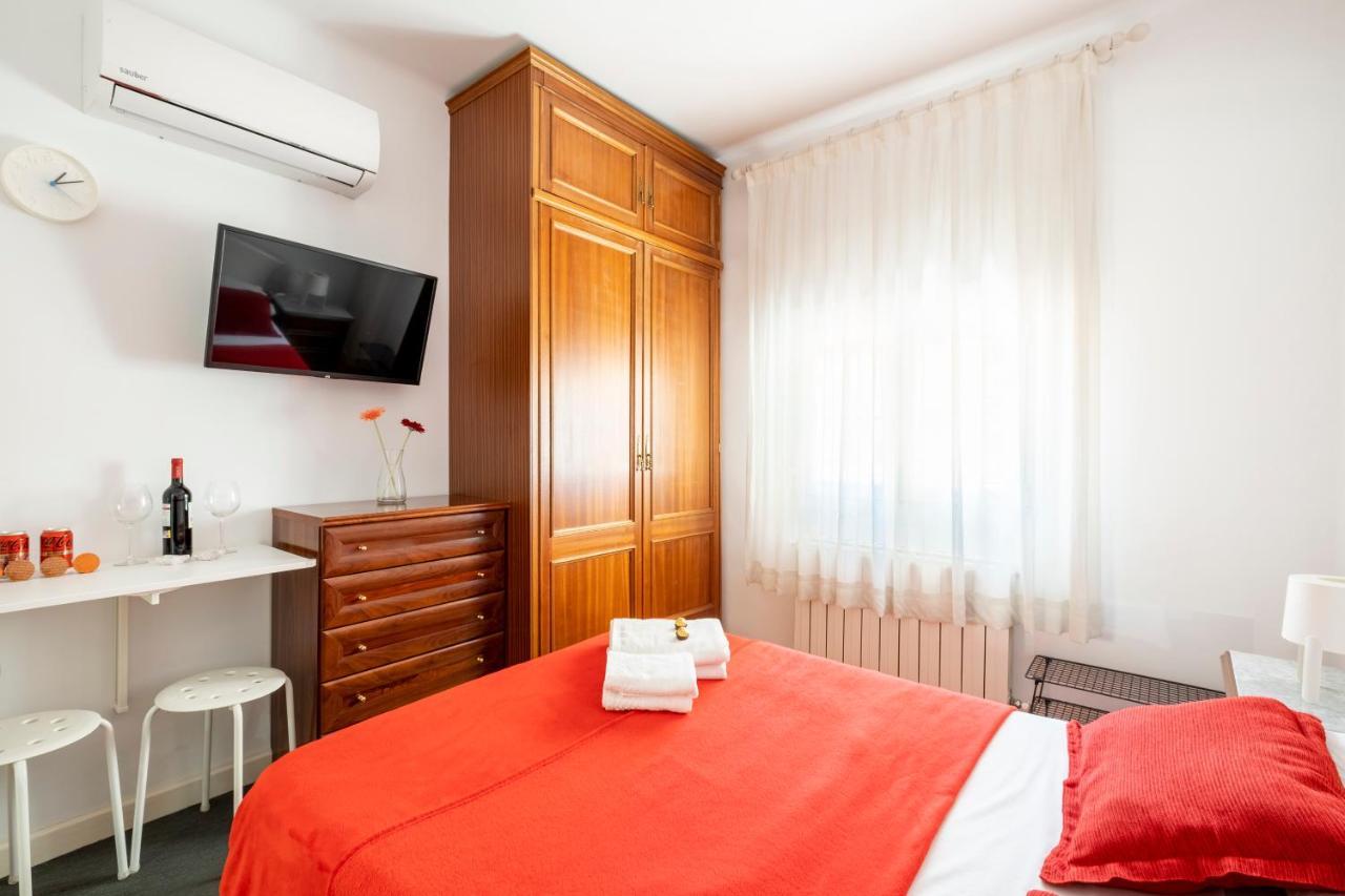 Madrid Center Room Private 7 Minutes Or 4 Metro Stops Екстер'єр фото