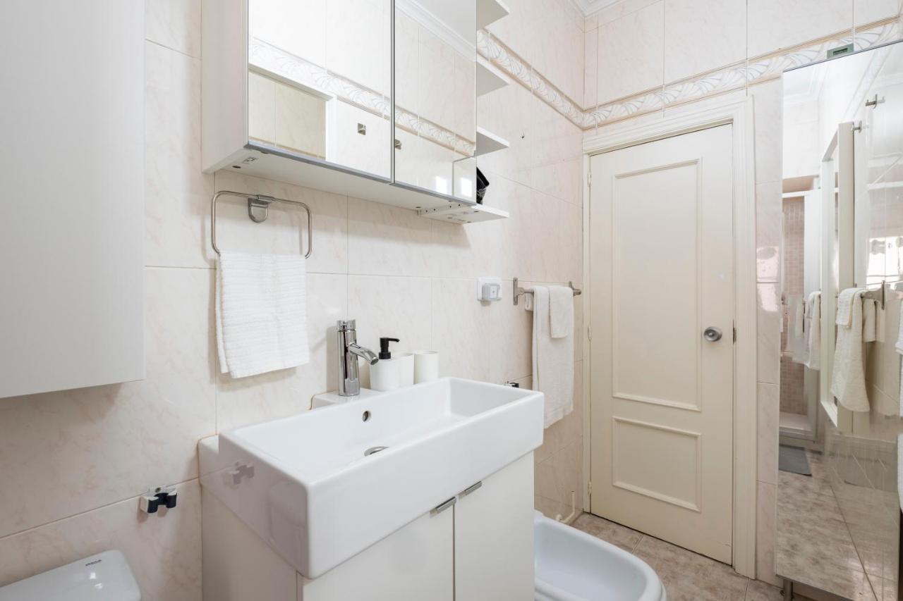 Madrid Center Room Private 7 Minutes Or 4 Metro Stops Екстер'єр фото