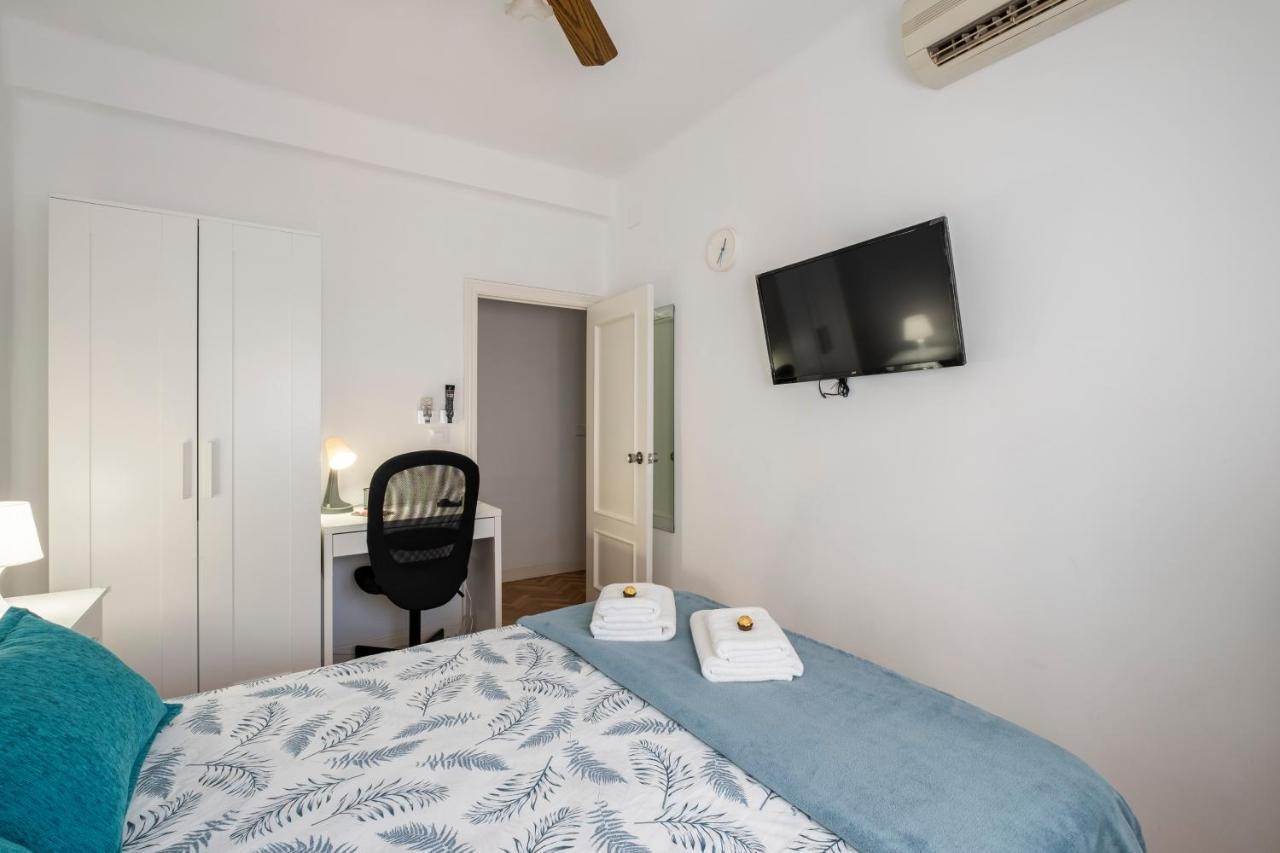Madrid Center Room Private 7 Minutes Or 4 Metro Stops Екстер'єр фото